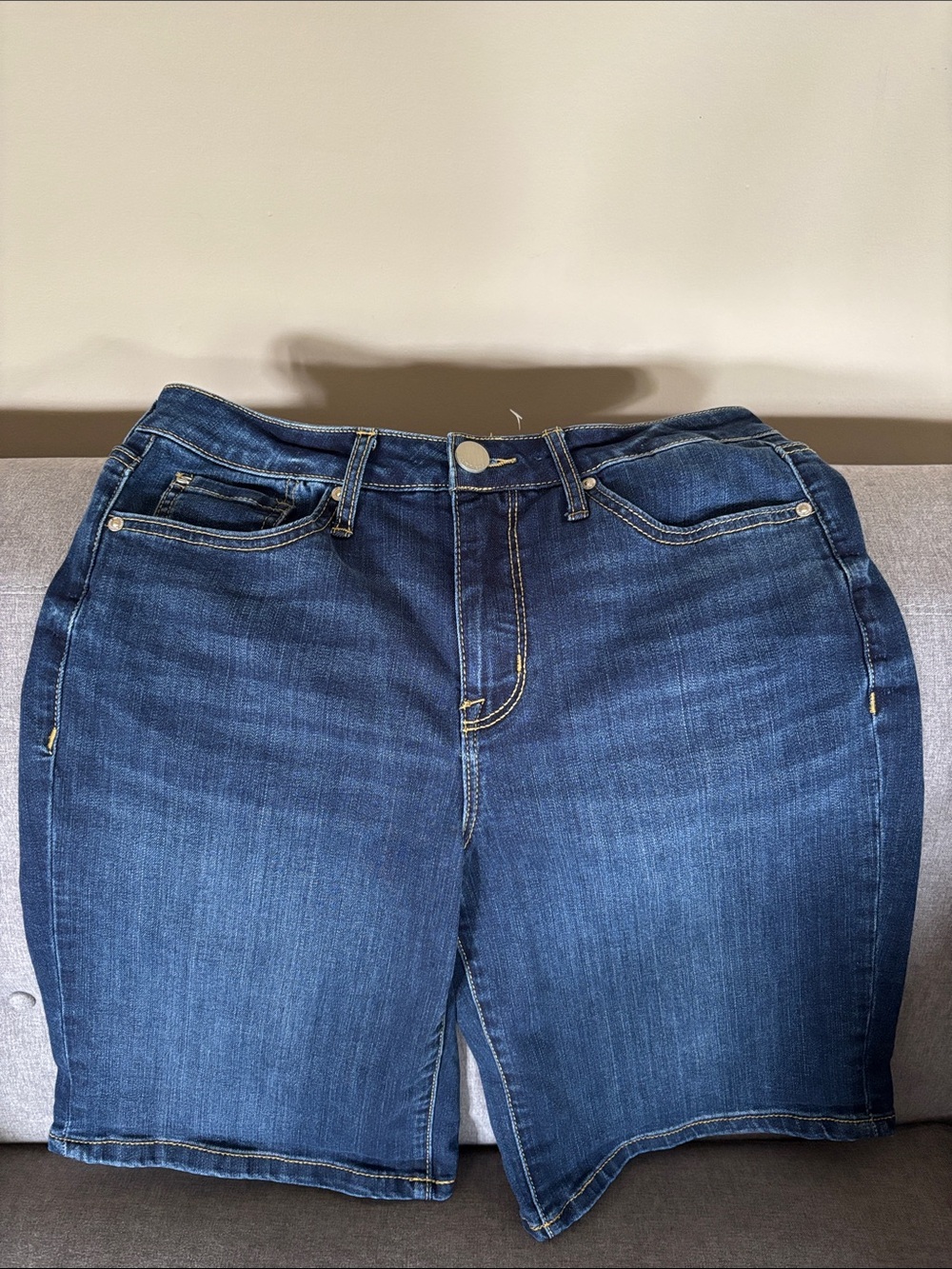 Seven7 shorts women’s size 10 blue Bermuda sunset - Picture 14 of 16